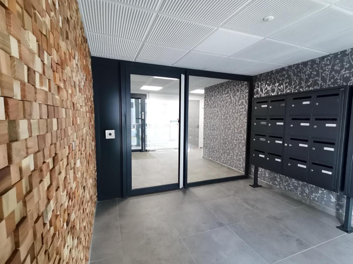 Proche Nancy Centre, A Quelques Pas Des Thermes Et Du Campus Artem, Appartement Calme Avec Parking Gratuit Exterior photo